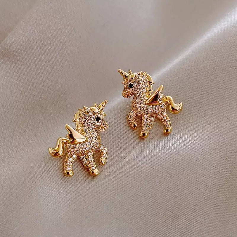 18K Gold Plated Unicorn Hikaw