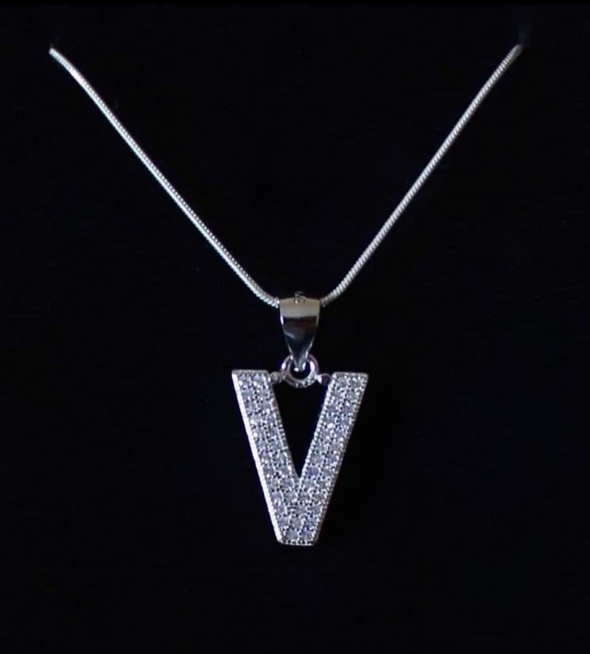 925 Silver “V” Necklace